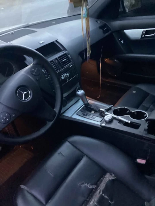 2011 Mercedes-Benz W204 C-Class - Image 4 of 7