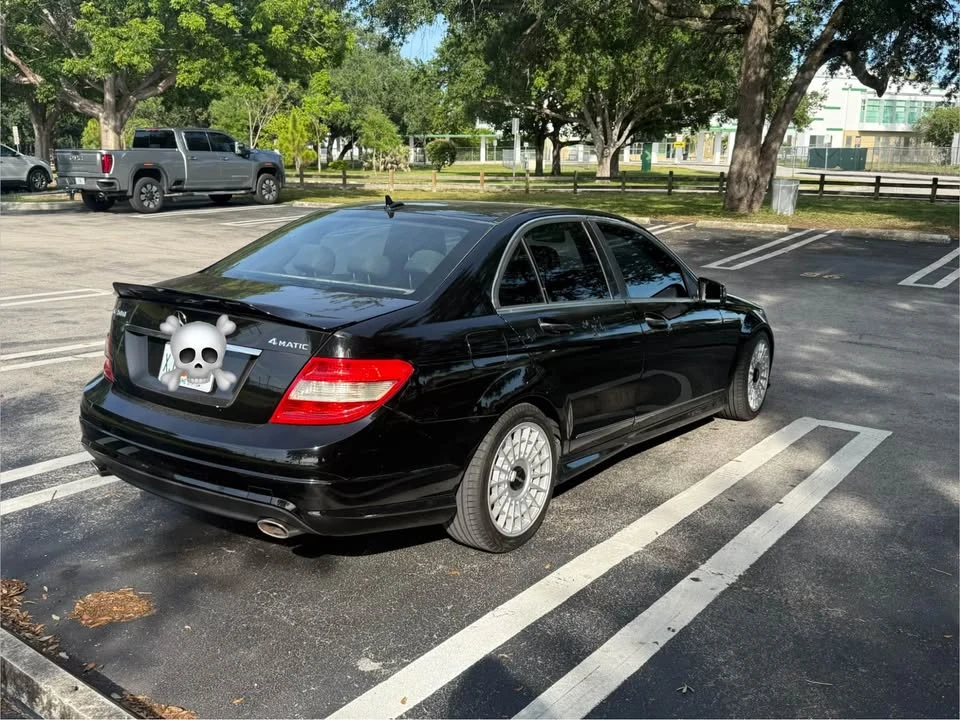 2011 Mercedes-Benz W204 C-Class - Image 14 of 14