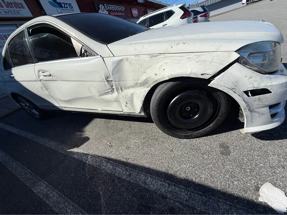 2011 Mercedes-Benz W204 C-Class - Image 3 of 5