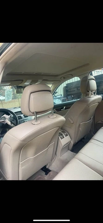 2011 Mercedes-Benz W204 C-Class - Image 8 of 10