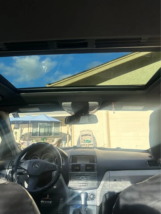2011 Mercedes-Benz W204 C-Class - Image 6 of 10