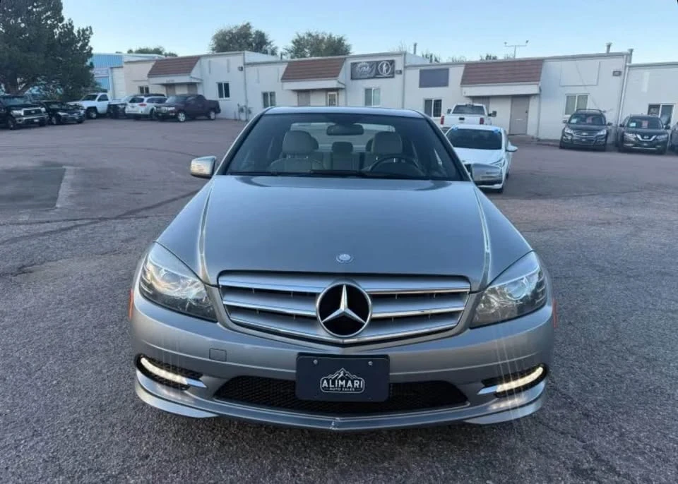 2011 Mercedes-Benz W204 C-Class - Image 2 of 12