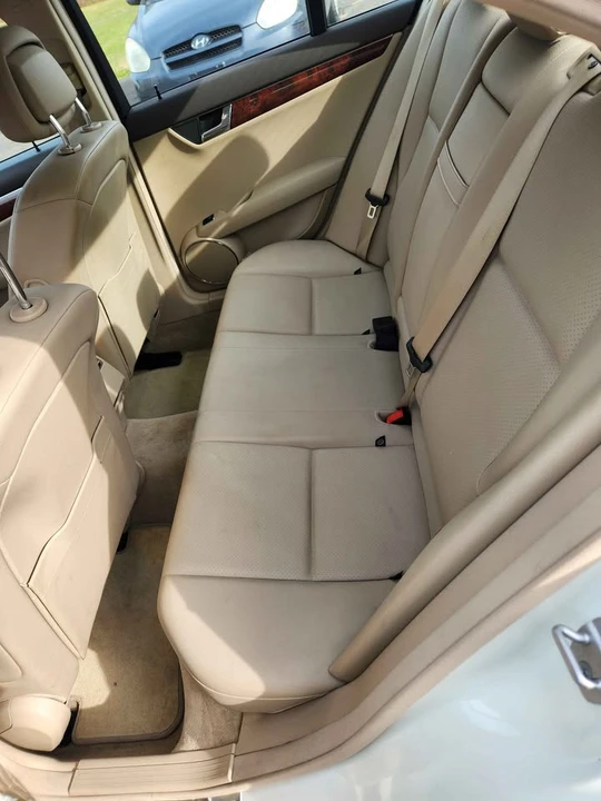 2011 Mercedes-Benz W204 C-Class - Image 10 of 11