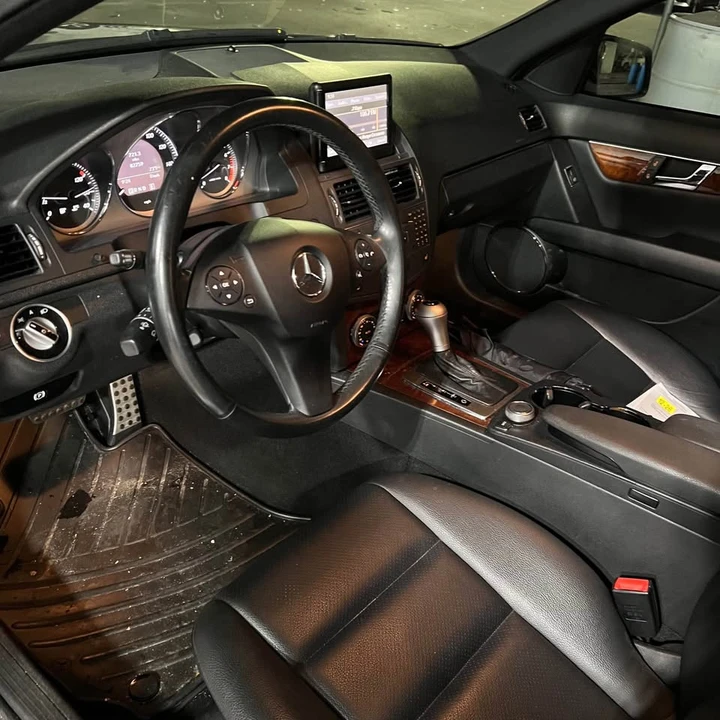 2011 Mercedes-Benz W204 C-Class - Image 7 of 13