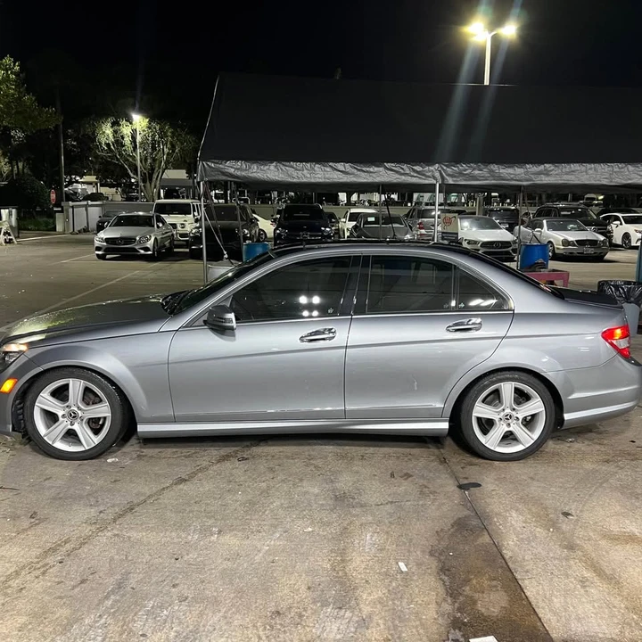 2011 Mercedes-Benz W204 C-Class - Image 2 of 13
