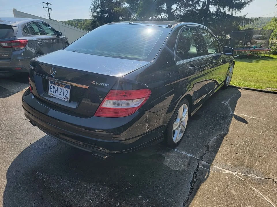 2011 Mercedes-Benz W204 C-Class - Image 2 of 7