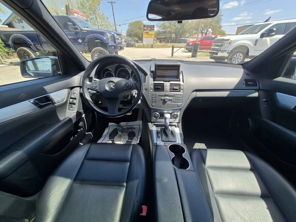2011 Mercedes-Benz W204 C-Class - Image 8 of 11