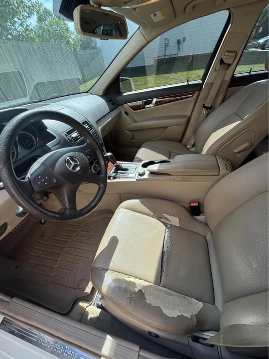 2011 Mercedes-Benz W204 C-Class - Image 4 of 15