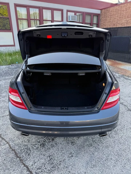 2011 Mercedes-Benz W204 C-Class - Image 7 of 13
