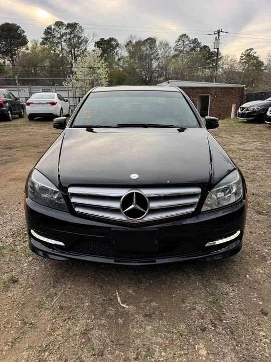 2011 Mercedes-Benz W204 C-Class - Image 2 of 20