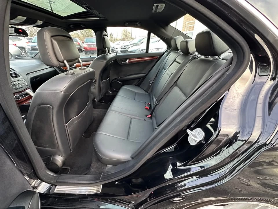 2011 Mercedes-Benz W204 C-Class - Image 12 of 19