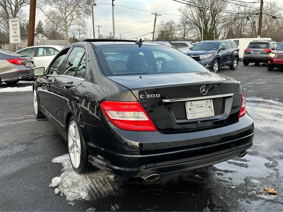 2011 Mercedes-Benz W204 C-Class - Image 6 of 19