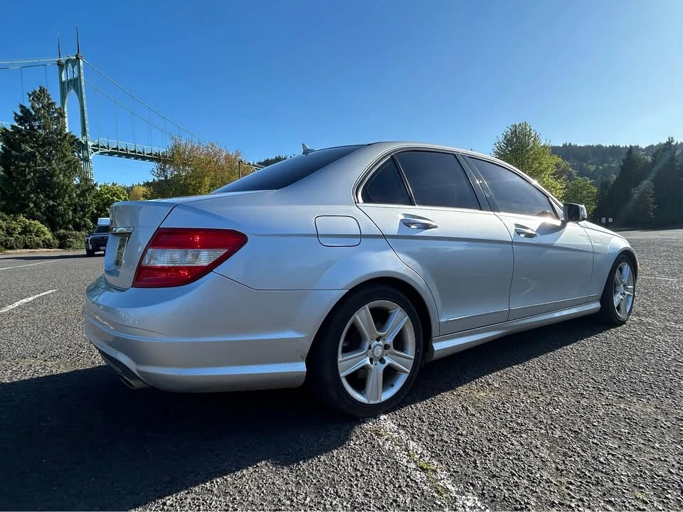 2011 Mercedes-Benz W204 C-Class - Image 3 of 16
