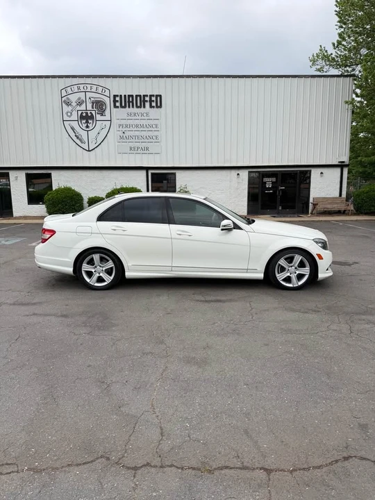 2011 Mercedes-Benz W204 C-Class - Image 5 of 20