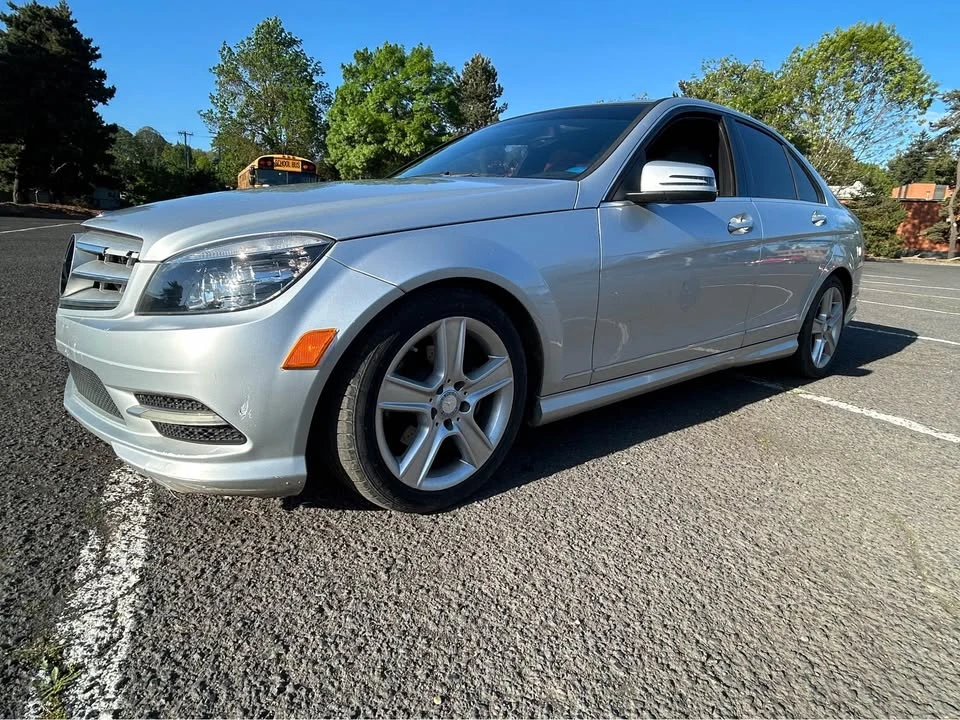 2011 Mercedes-Benz W204 C-Class - Image 5 of 16