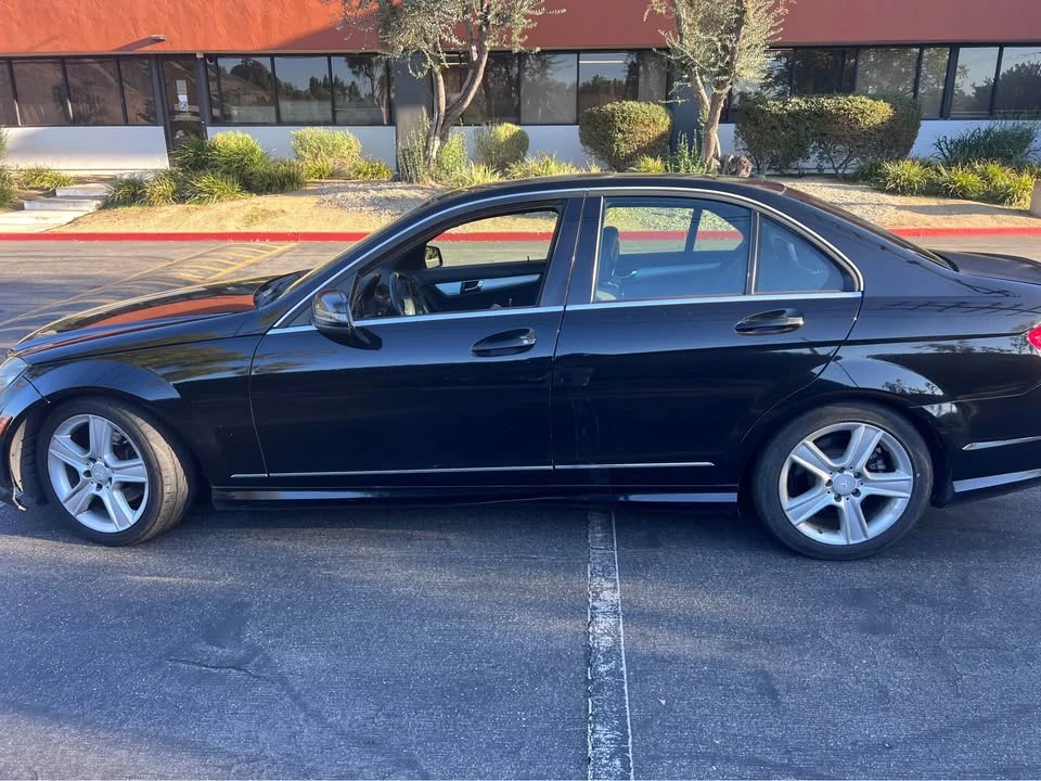 2011 Mercedes-Benz W204 C-Class - Image 7 of 12