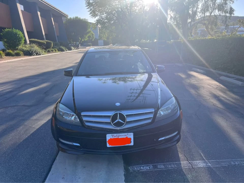2011 Mercedes-Benz W204 C-Class - Image 2 of 12