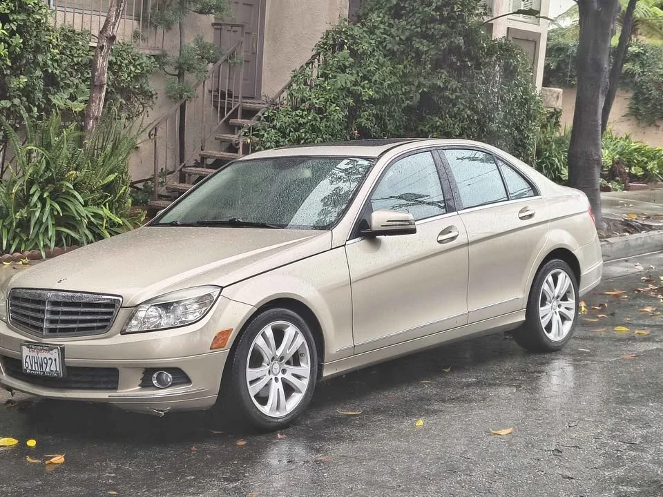 2011 Mercedes-Benz W204 C-Class - Image 4 of 5