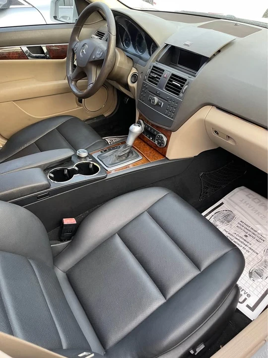 2011 Mercedes-Benz W204 C-Class - Image 5 of 5