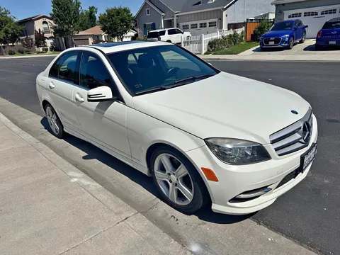 2011 Mercedes-Benz C 300 Sedan