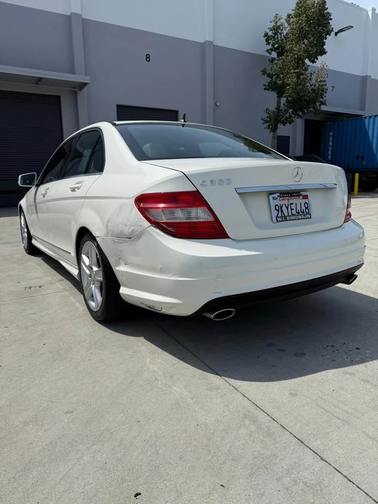 2011 Mercedes-Benz W204 C-Class - Image 3 of 11