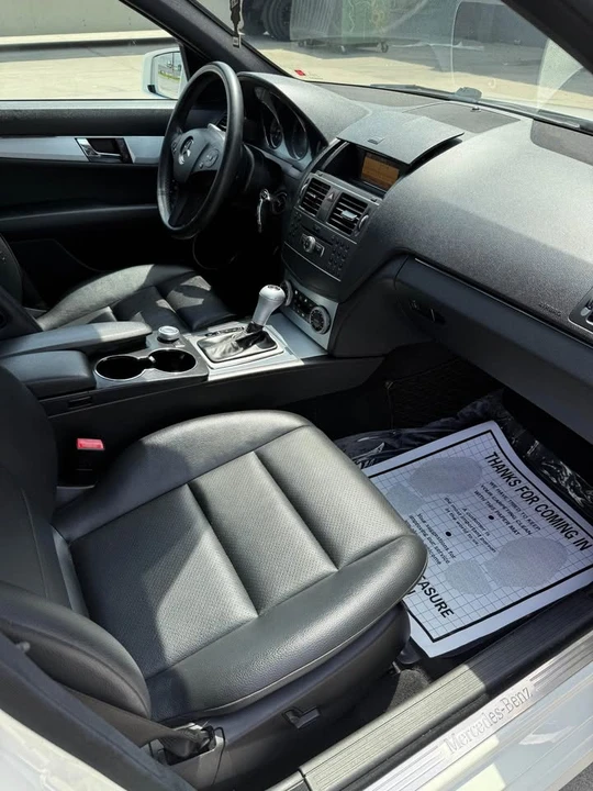 2011 Mercedes-Benz W204 C-Class - Image 10 of 11