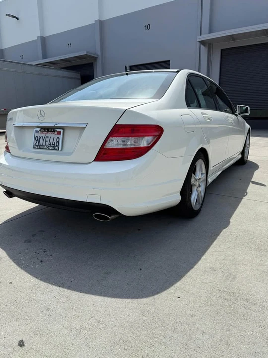 2011 Mercedes-Benz W204 C-Class - Image 4 of 11