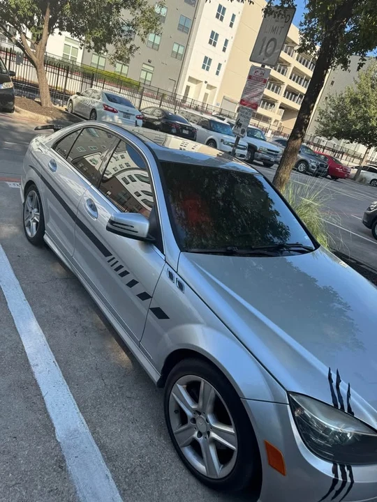 2011 Mercedes-Benz W204 C-Class - Image 3 of 16