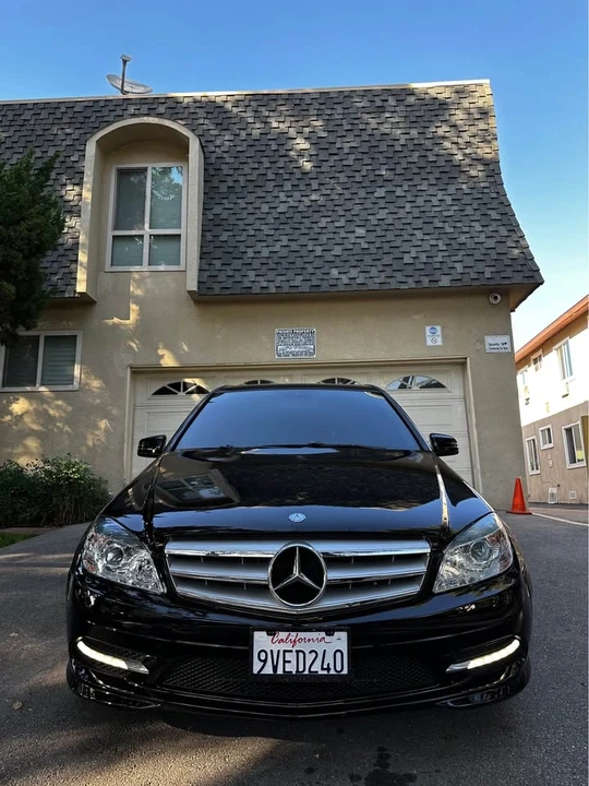 2011 Mercedes-Benz W204 C-Class - Image 4 of 15