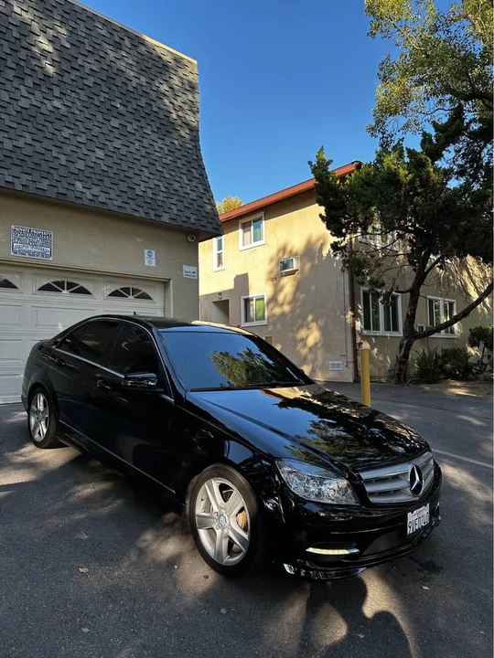 2011 Mercedes-Benz W204 C-Class - Image 3 of 15