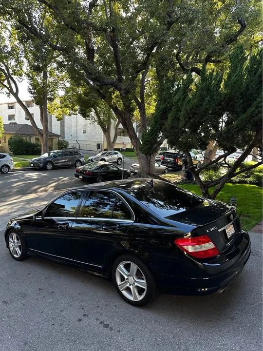 2011 Mercedes-Benz W204 C-Class - Image 7 of 15