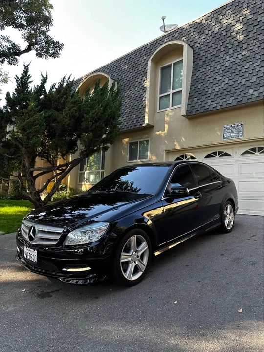 2011 Mercedes-Benz W204 C-Class - Image 6 of 15