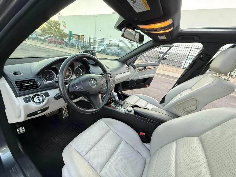 2011 Mercedes-Benz W204 C-Class - Image 8 of 12