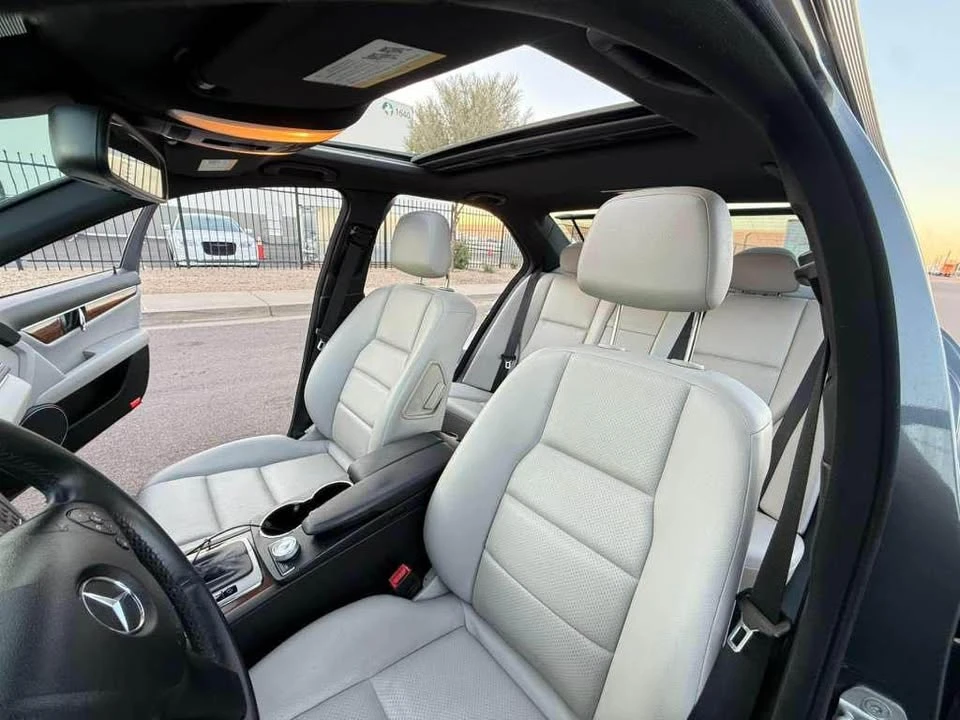 2011 Mercedes-Benz W204 C-Class - Image 9 of 12