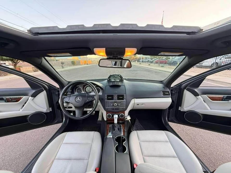 2011 Mercedes-Benz W204 C-Class - Image 7 of 12