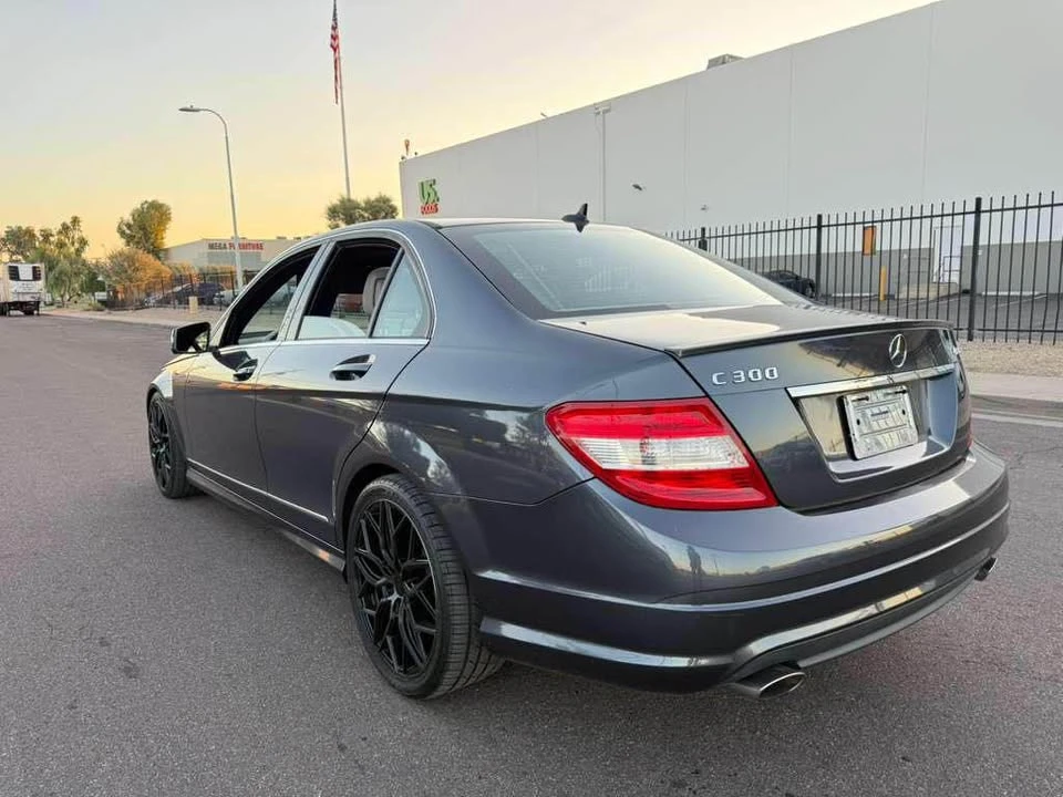 2011 Mercedes-Benz W204 C-Class - Image 6 of 12