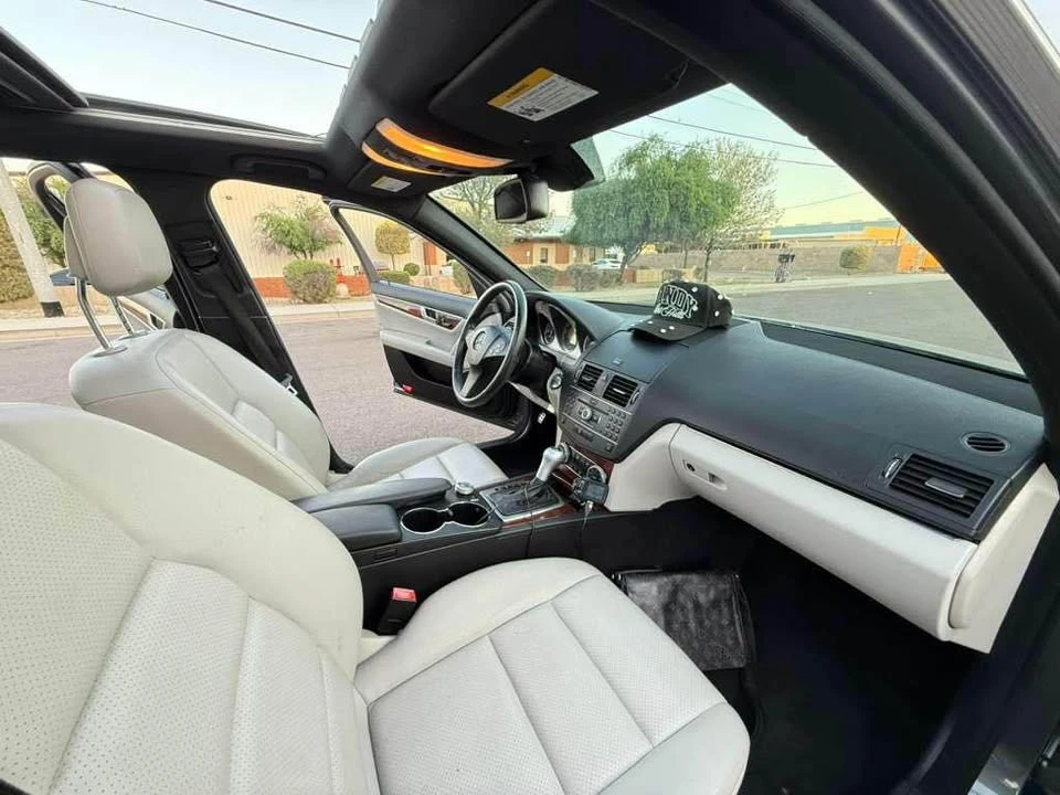 2011 Mercedes-Benz W204 C-Class - Image 11 of 12