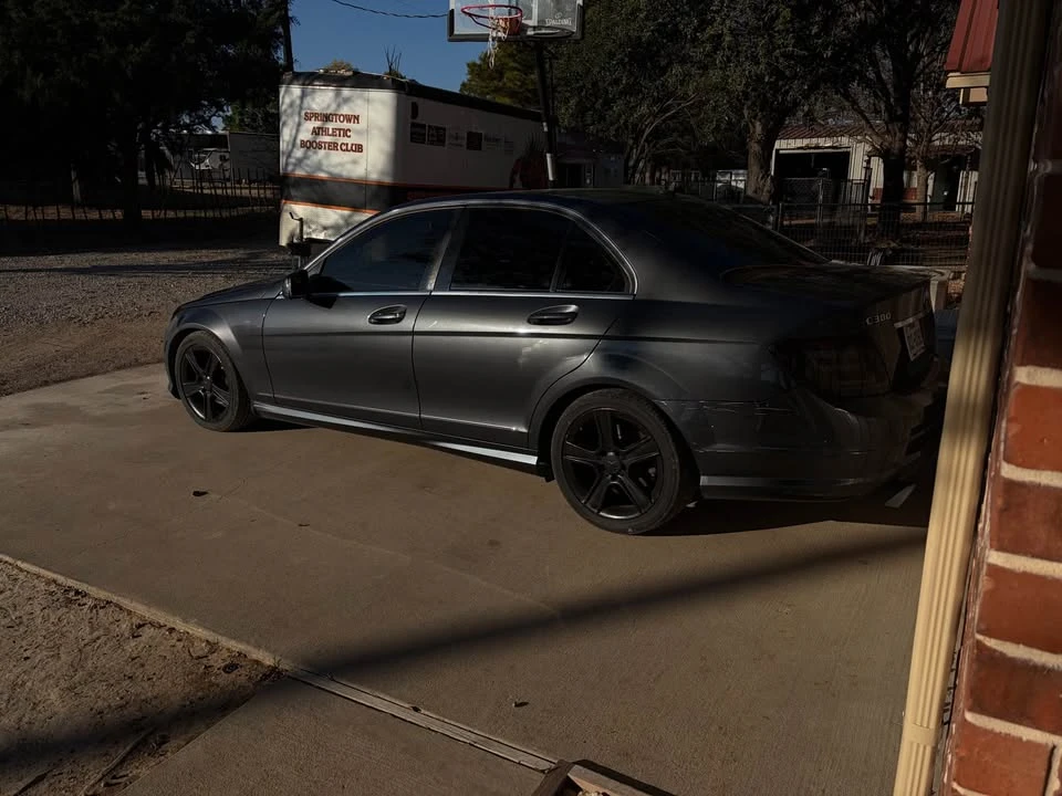 2011 Mercedes-Benz W204 C-Class - Image 9 of 12