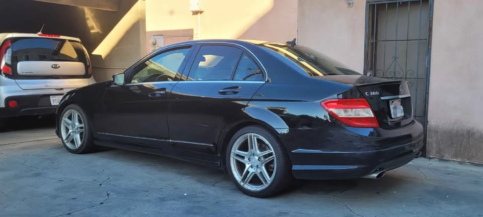 2011 Mercedes-Benz W204 C-Class - Image 5 of 7