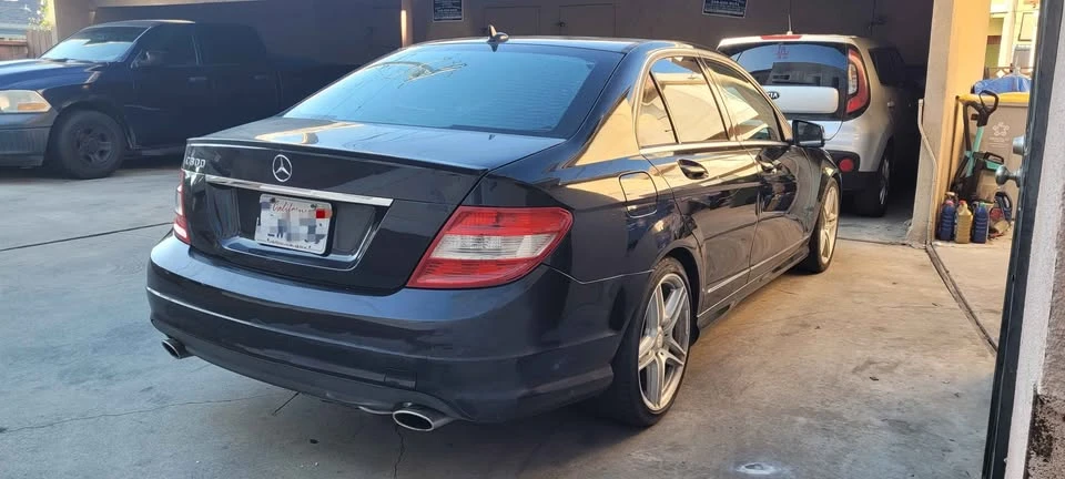 2011 Mercedes-Benz W204 C-Class - Image 4 of 7