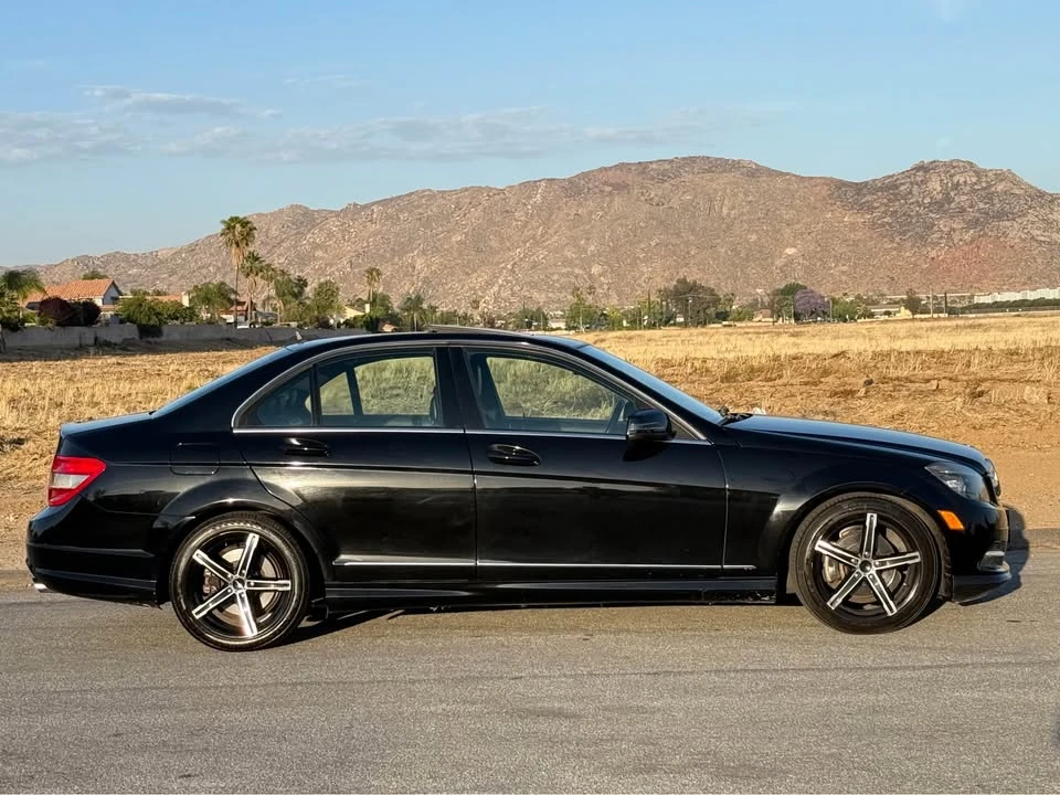 2011 Mercedes-Benz W204 C-Class - Image 5 of 12