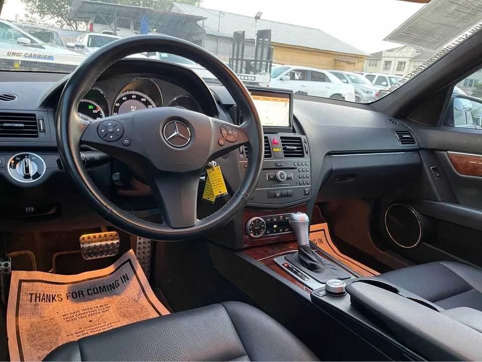 2011 Mercedes-Benz W204 C-Class - Image 7 of 9
