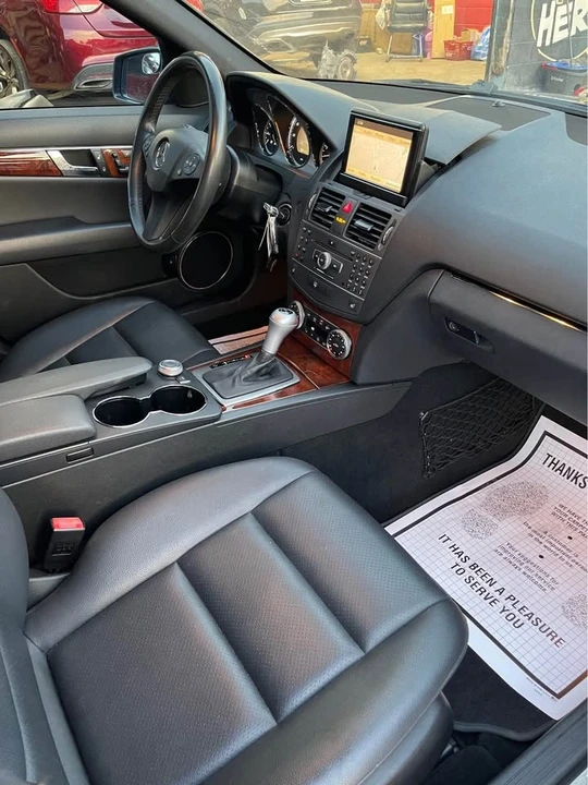 2011 Mercedes-Benz W204 C-Class - Image 3 of 9