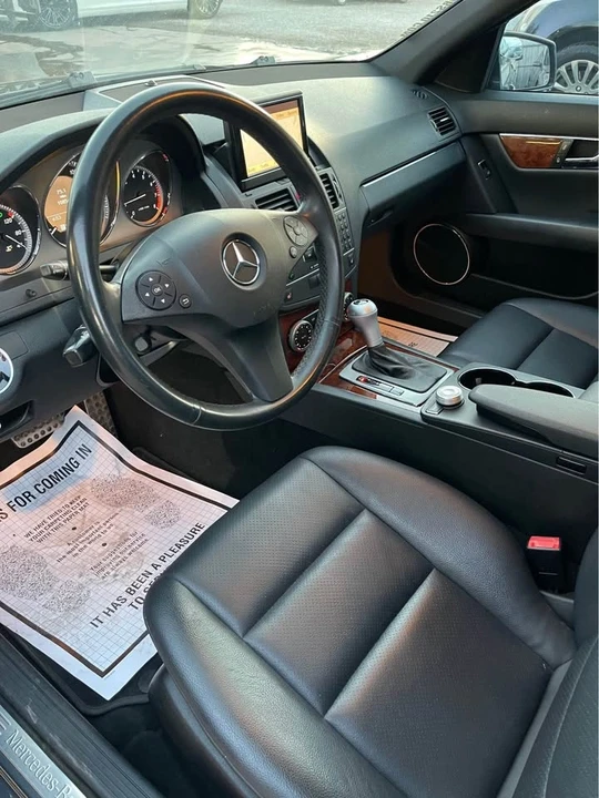 2011 Mercedes-Benz W204 C-Class - Image 5 of 9