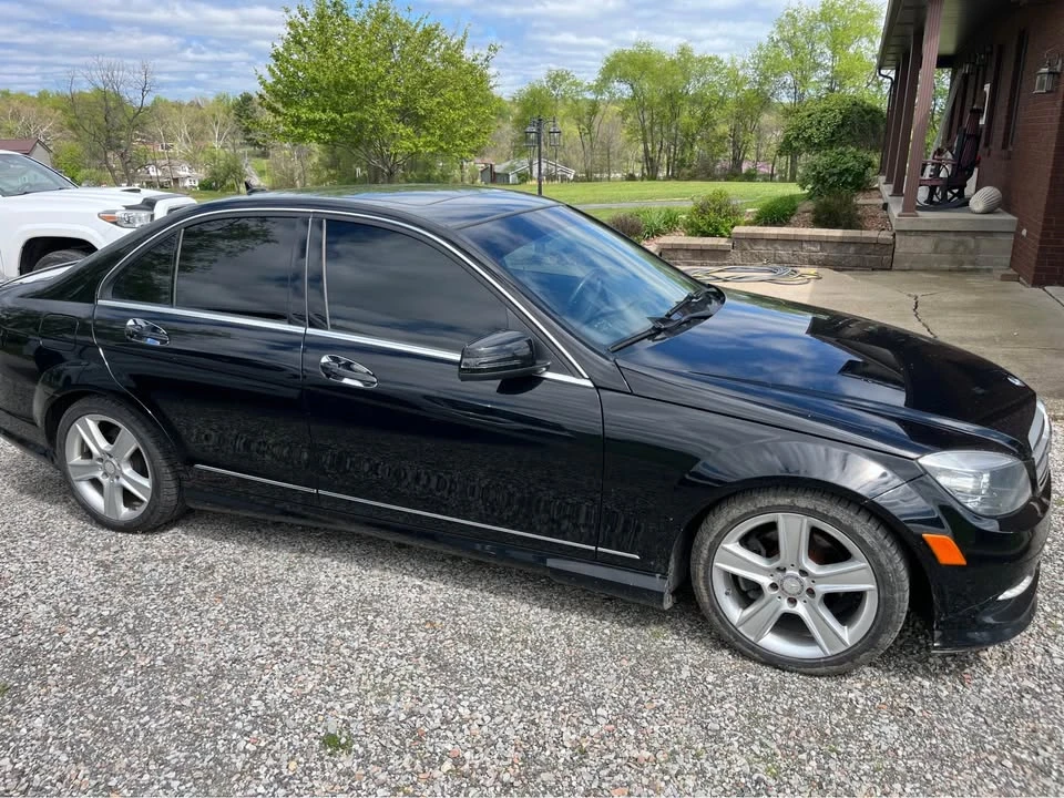 2011 Mercedes-Benz W204 C-Class - Image 4 of 11
