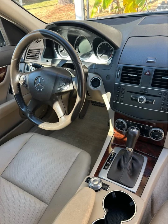 2011 Mercedes-Benz W204 C-Class - Image 6 of 6