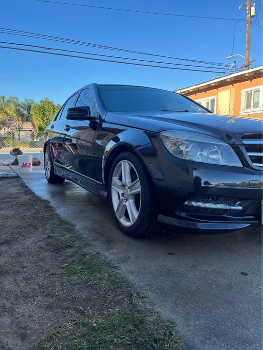 2011 Mercedes-Benz W204 C-Class - Image 2 of 12