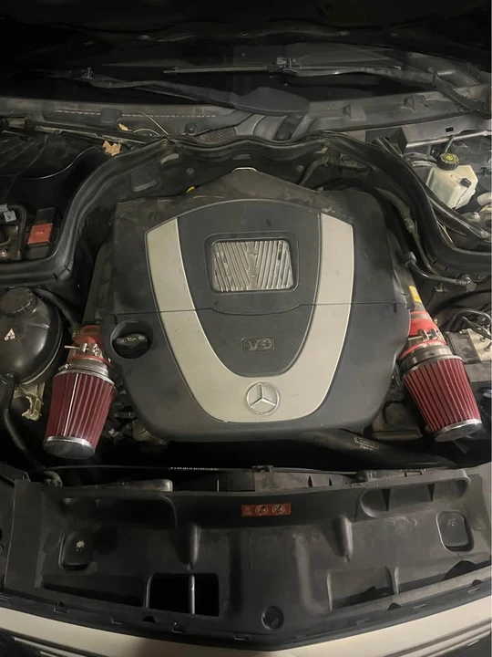 2011 Mercedes-Benz W204 C-Class - Image 8 of 12
