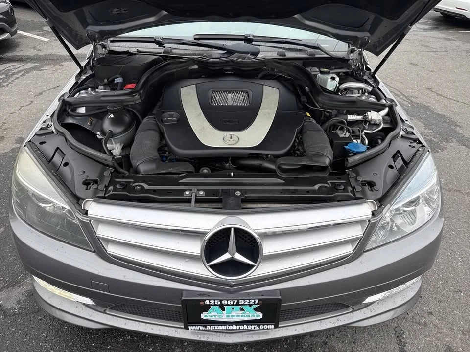 2011 Mercedes-Benz W204 C-Class - Image 14 of 20