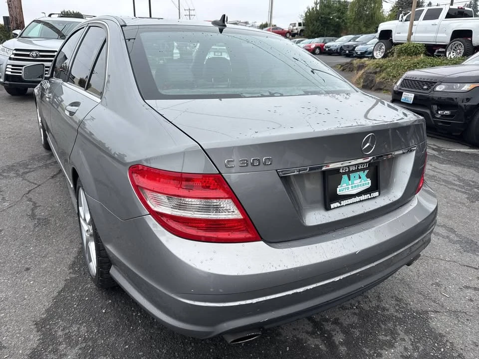 2011 Mercedes-Benz W204 C-Class - Image 5 of 20